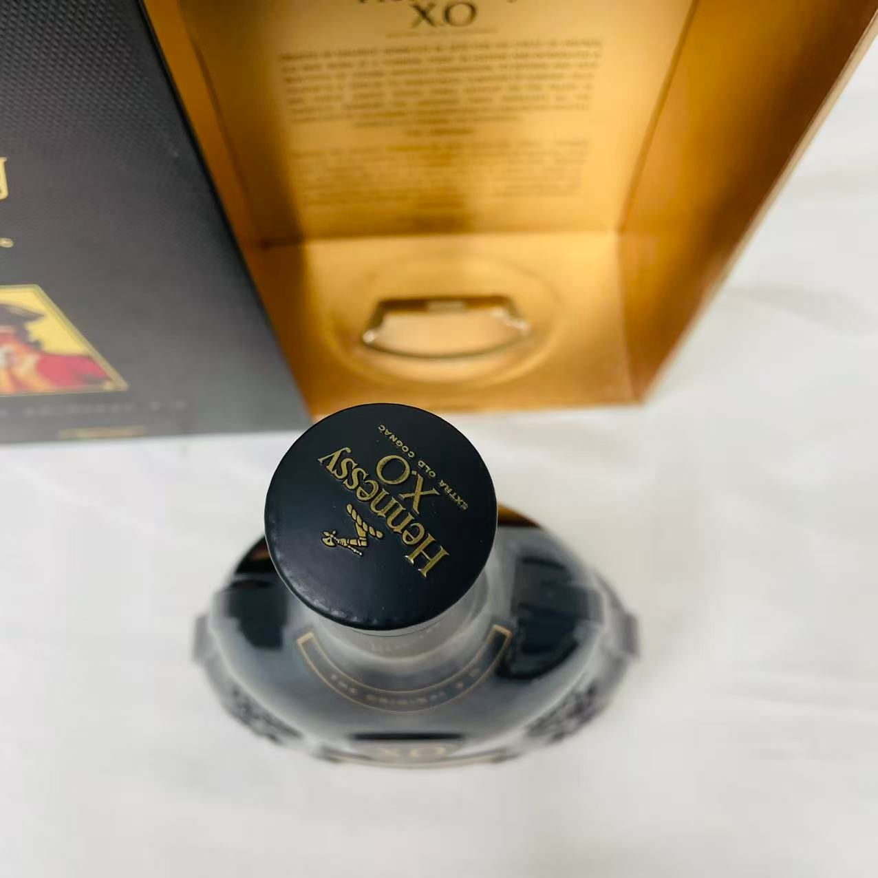 【古酒】【並行品】ヘネシー XO 700ml 40度 コニャック 箱付 Hennessy X.O