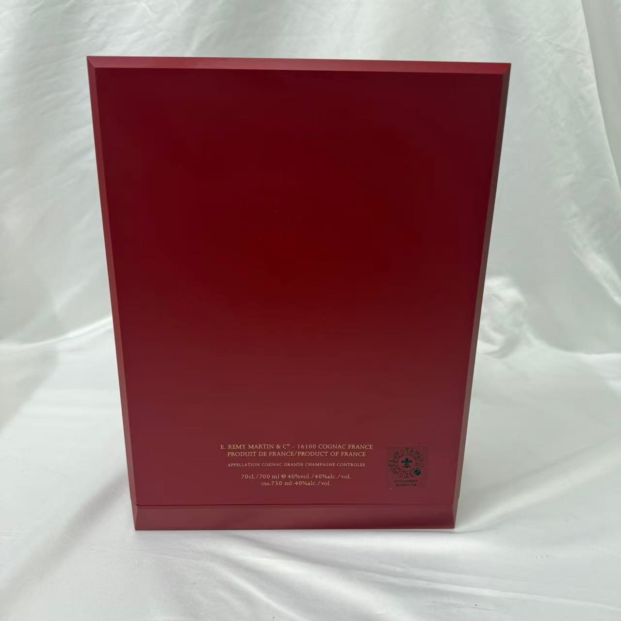 【古酒】【 並行】レミーマルタン ルイ13世 ザ・クラシック 700ml 40度 コニャック 箱/替え栓/冊子/バカラボトル シリアル一致