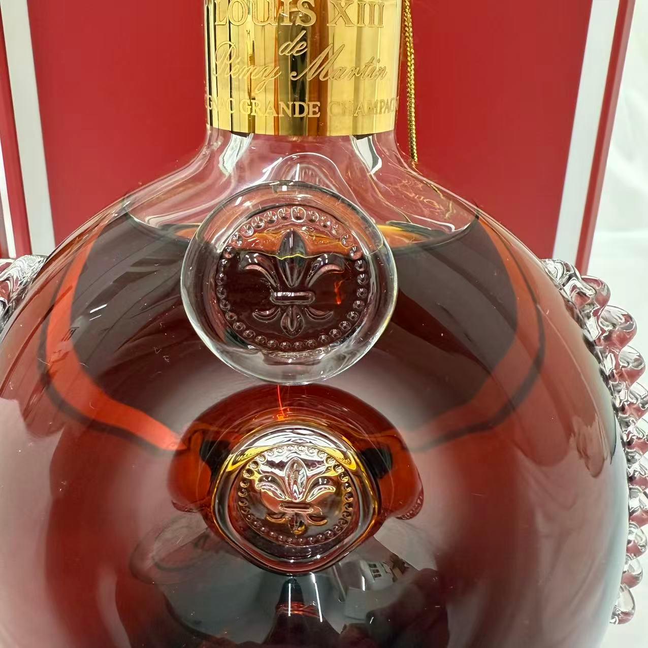 【古酒】【 並行】レミーマルタン ルイ13世 ザ・クラシック 700ml 40度 コニャック 箱/替え栓/冊子/バカラボトル シリアル一致