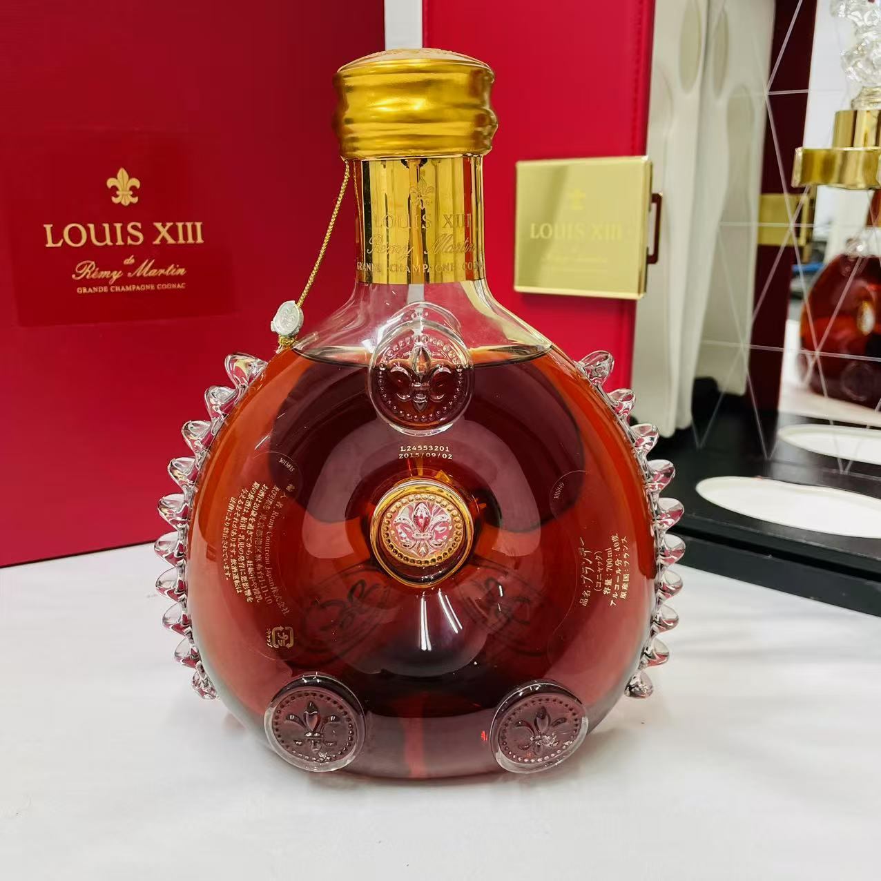 レミーマルタン ルイ13世 観音開き 700ml REMY MARTIN LOUIS XIII 箱/替え栓/冊子/バカラボトル シリアル一致