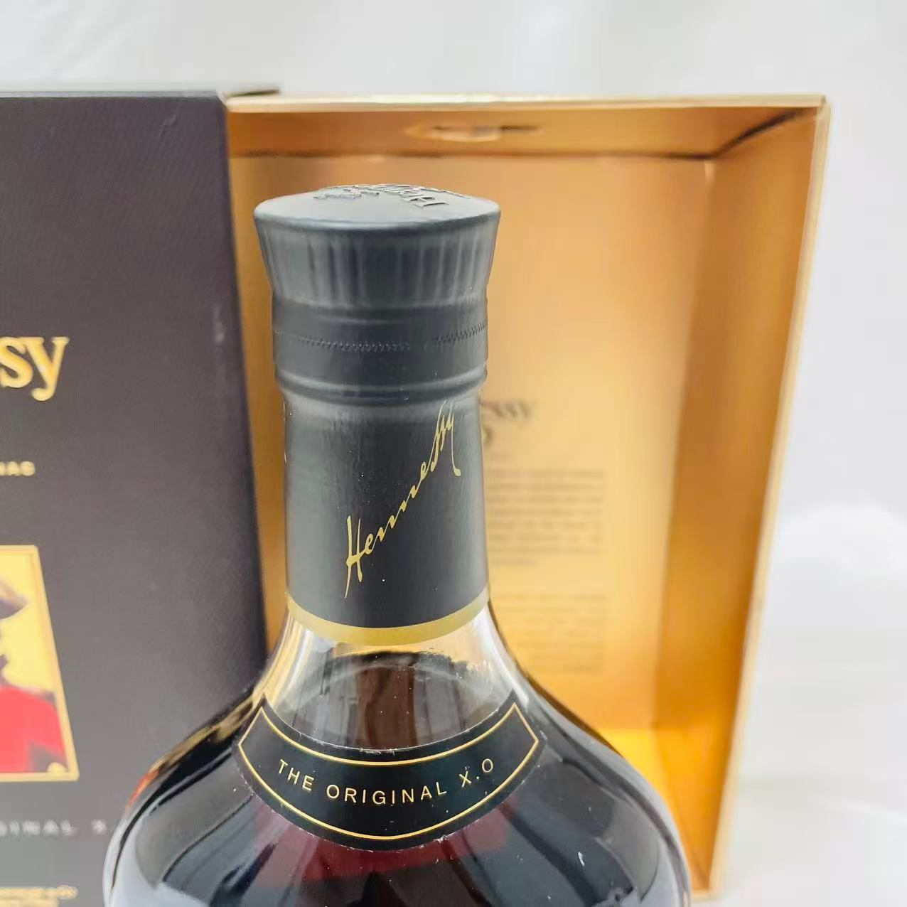 【古酒】【並行品】ヘネシー XO 700ml 40度 コニャック 箱付 Hennessy X.O
