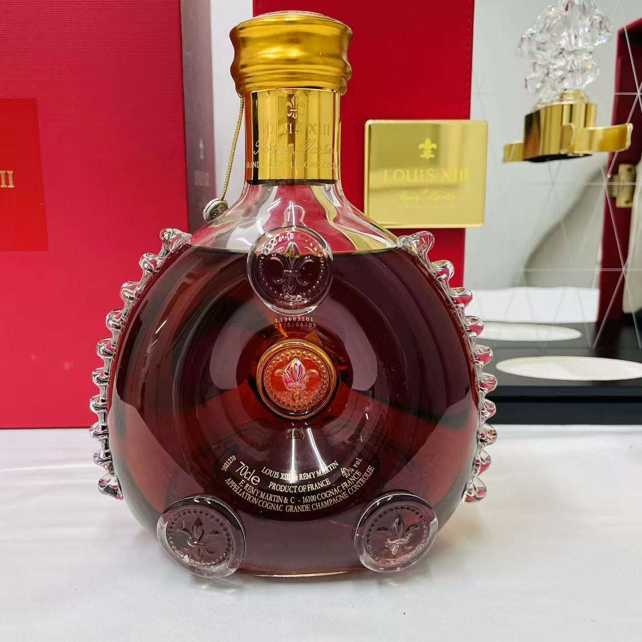 れ*い様 レミーマルタン ルイ13世 Louis XIII 観音開き 2025年最新】レミーマルタン ルイ13世 観音開きの人気アイテム