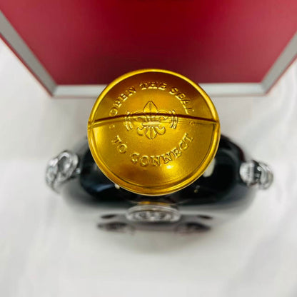 レミーマルタン ルイ13世 ザ・クラシック 700ml 40度 コニャック 箱/替え栓/冊子/バカラボトル シリアル一致