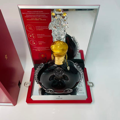 レミーマルタン ルイ13世 ザ・クラシック 700ml 40度 コニャック 箱/替え栓/冊子/バカラボトル シリアル一致