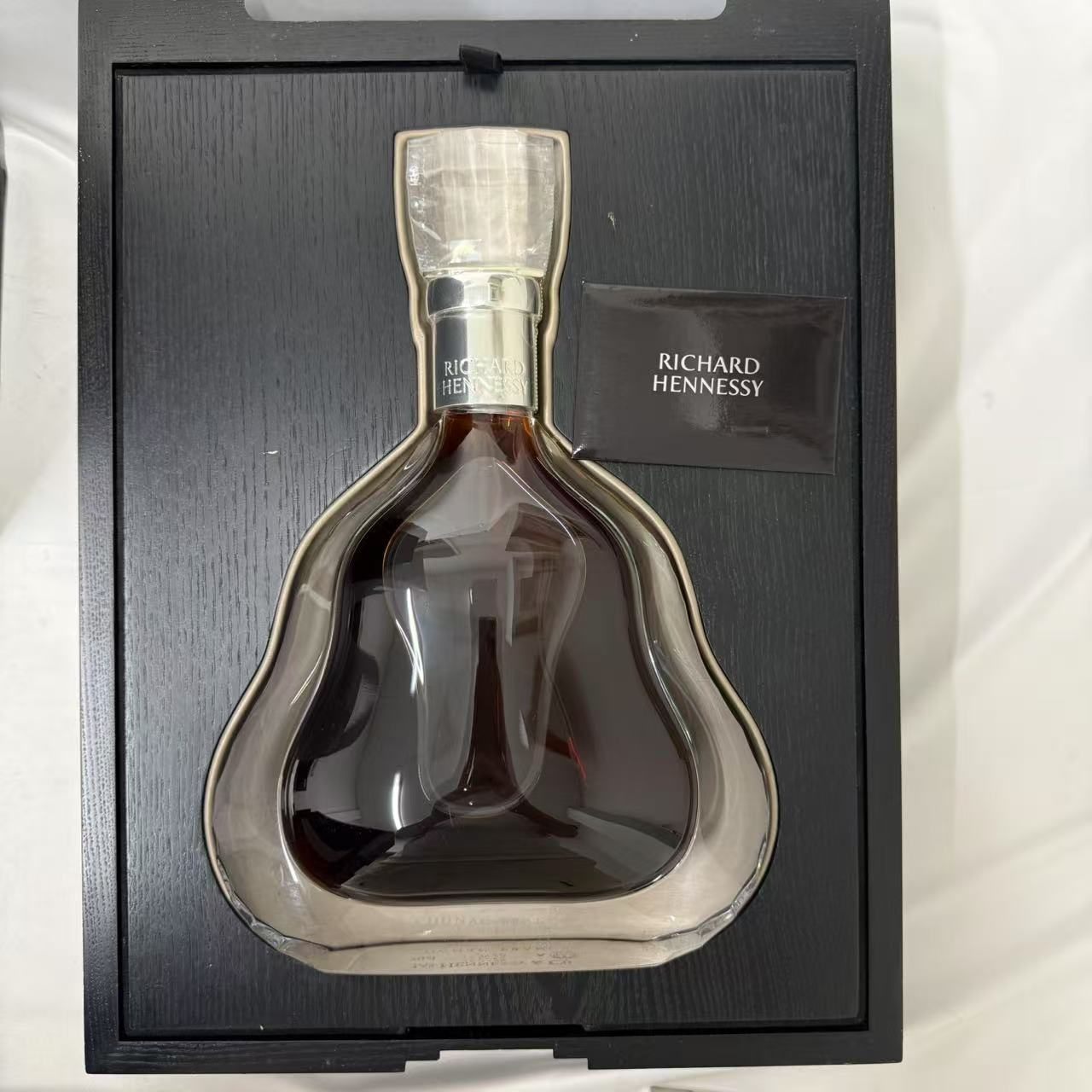 【古酒】【 並行】ヘネシー リシャール 700ml 40度 コニャック HENNESSY RICHARD 箱/外箱/冊子